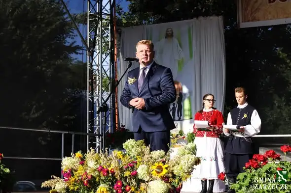 Dożynki Gminne w Maćkówce: dziękczynienie za plony i integracja społeczności
