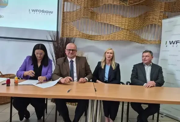 Gmina Gać podpisała umowę na usuwanie azbestu z posesji mieszkańców
