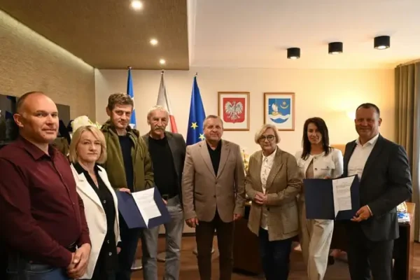 Klub „Aktywny Senior” w Gorzycach – umowa podpisana, prace do końca listopada