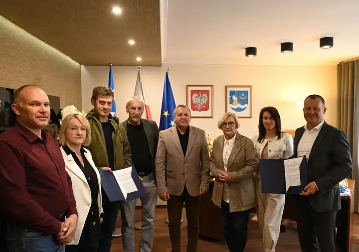 Klub „Aktywny Senior” w Gorzycach – umowa podpisana, prace do końca listopada