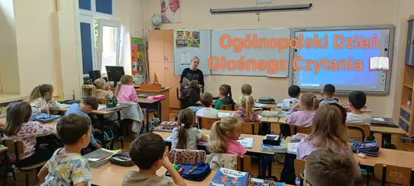 Ogólnopolski Dzień Głośnego Czytania w klasie 1b
