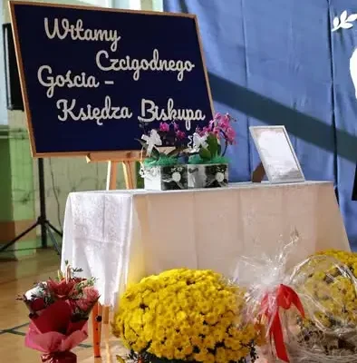 Biskup Stanisław Jamrozek w Gaci: bierzmowanie i XXVI Dni Papieskie