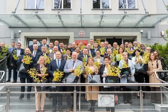 Sieniawa włącza się w akcję sadzenia roślin miododajnych